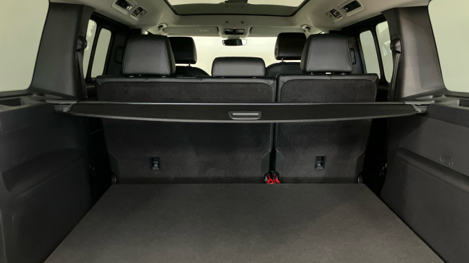 Volkswagen ID. Buzz 210kW Style Pro 79kWh 5dr Auto [Design+] Electric Estate - Image 20